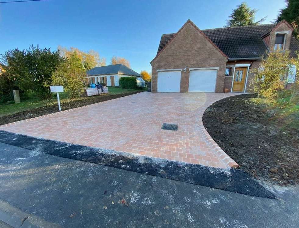 Aménagement extérieur près de Maubeuge